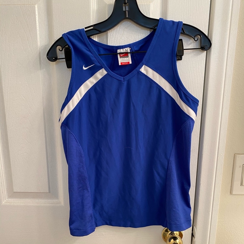 Nike tank